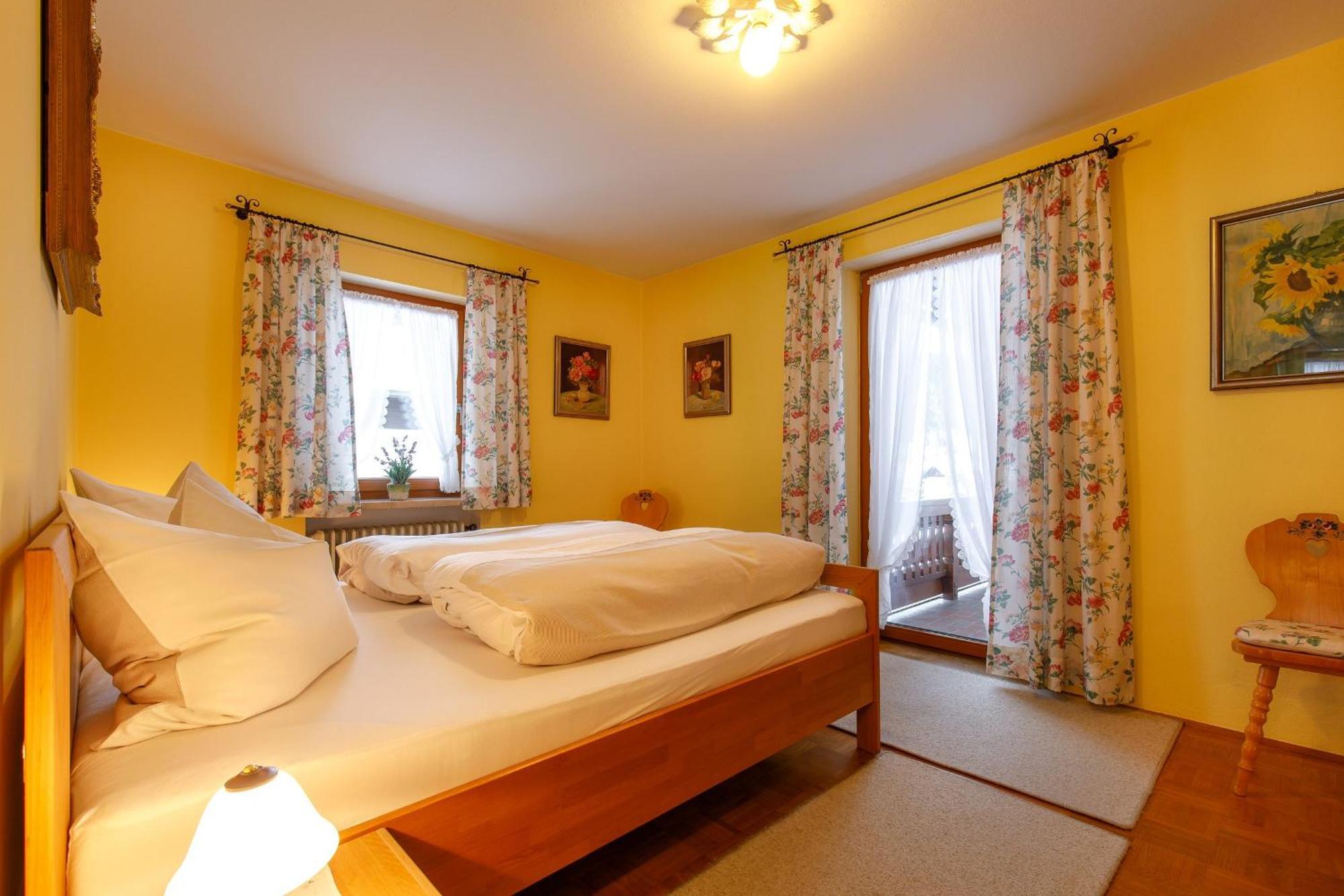 Helga Mayer Inkl. Chiemgaukarte Apartment Ruhpolding